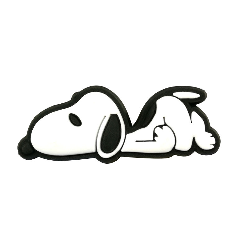 Inspirado en el dije para zapatos de Charlie Brown (Snoopy)