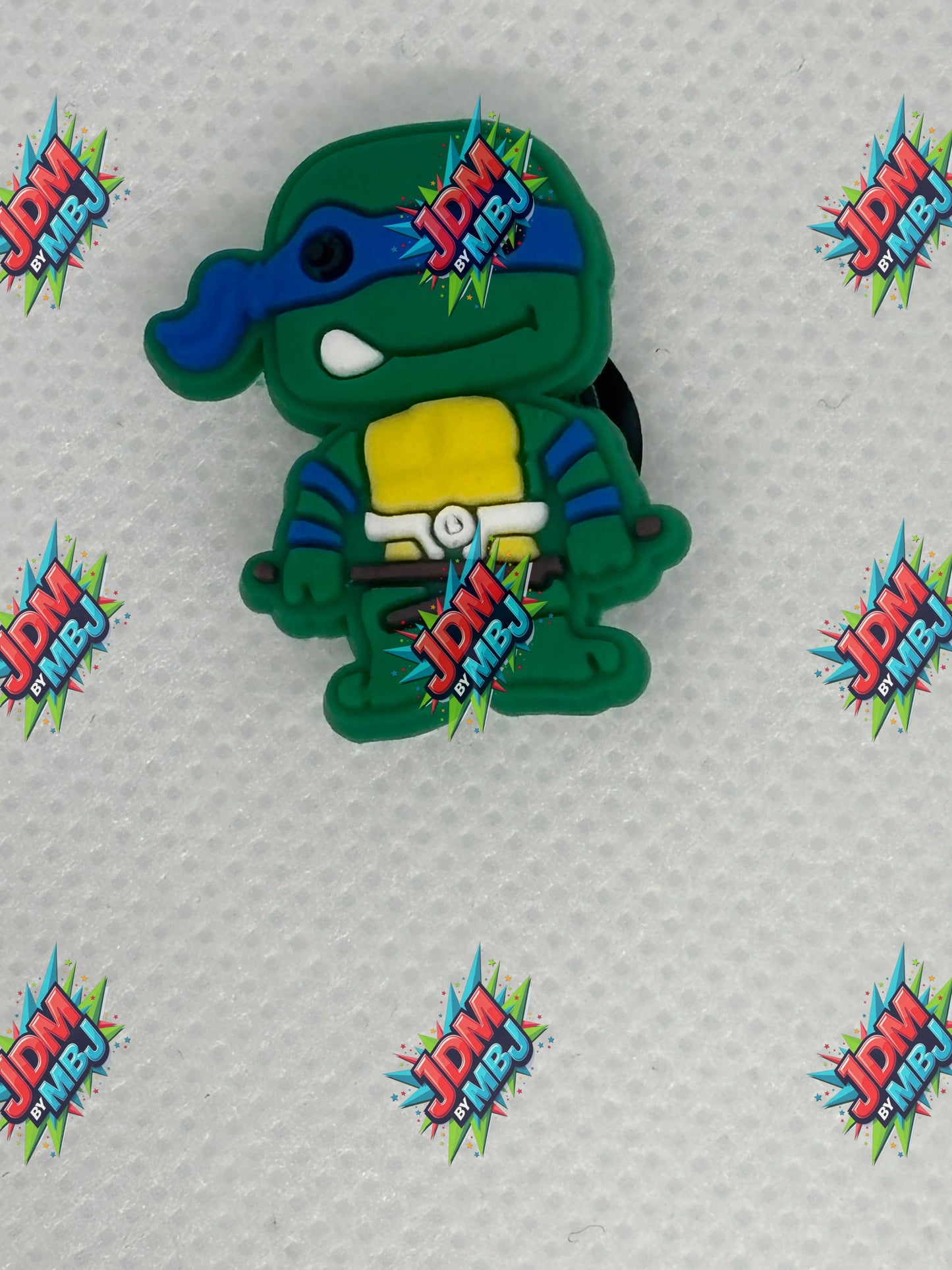 Inspirado en los adornos para zapatos de las Tortugas Ninja Adolescentes Mutantes