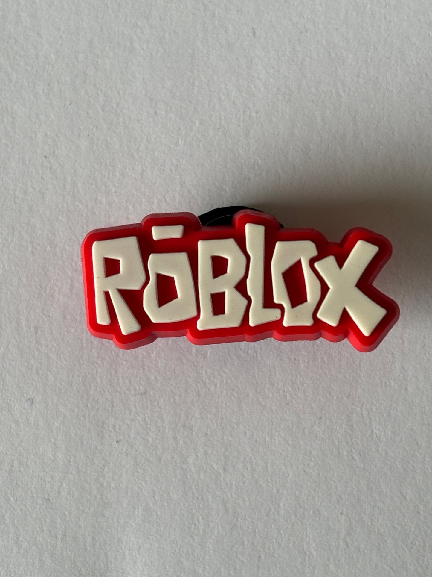 Inspirado en el dije de zapato con logotipo de dibujos animados