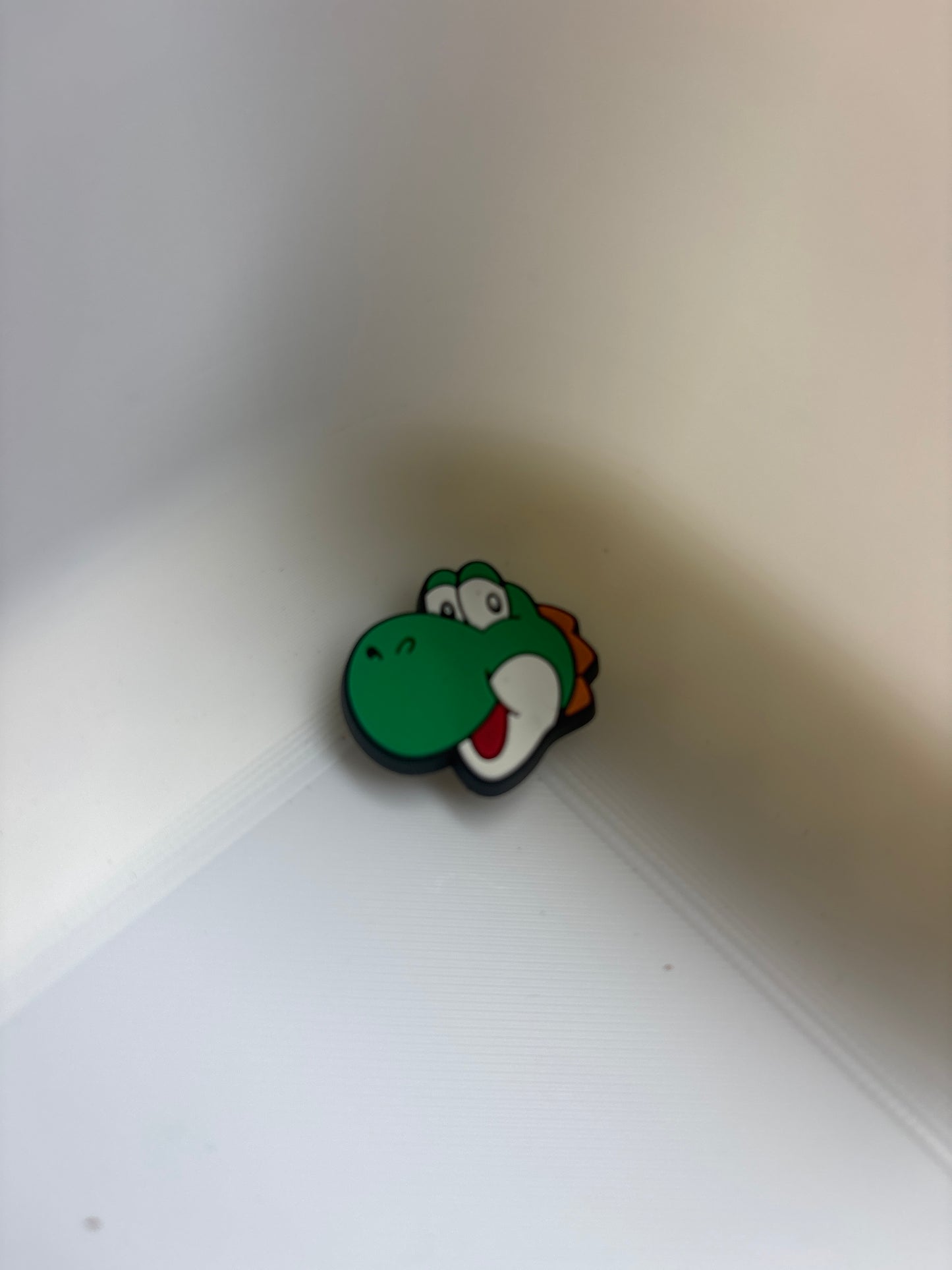Inspirado en los adornos para zapatos de Super Mario