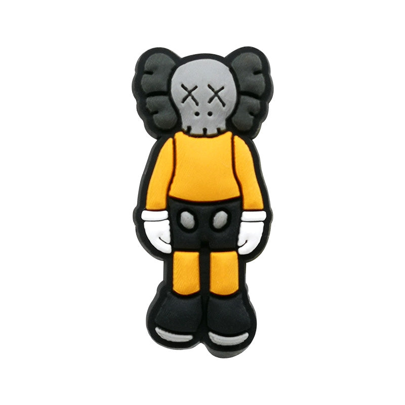 Inspirado en los adornos para zapatos de KAWS