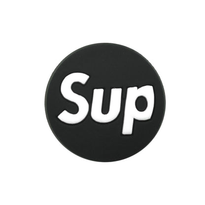 Charms para zapatos inspirados en el logotipo de la marca