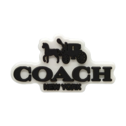 Charms para zapatos inspirados en el logotipo de la marca