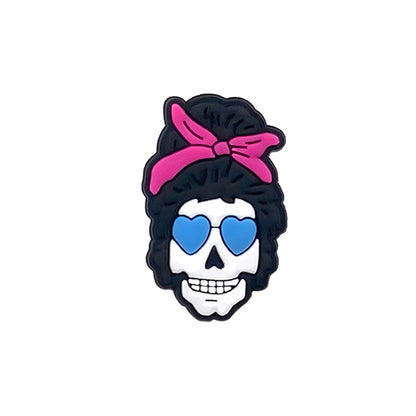 Inspirado en los adornos para zapatos con temática de terror