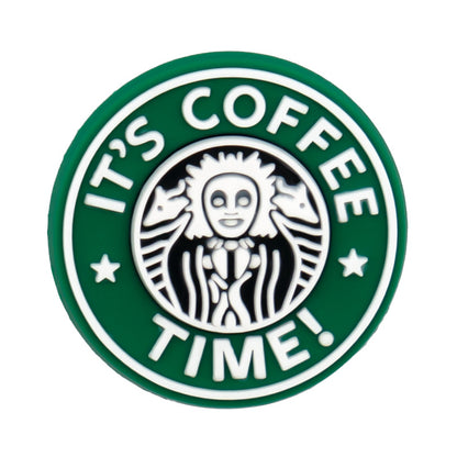 Inspirado en los adornos para zapatos con temática de terror