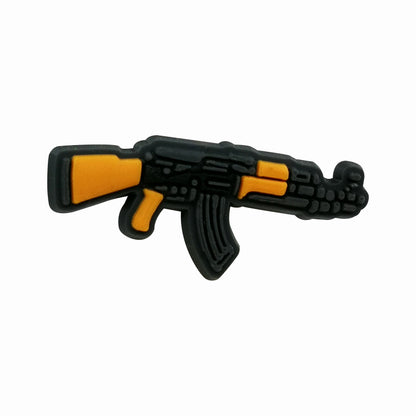 Inspirado en los adornos para zapatos de armas