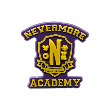 Inspirado en el encanto del zapato del programa de televisión Wednesday (Netflix)