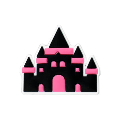 Inspirado en los adornos para zapatos de Alicia en el país de las maravillas.