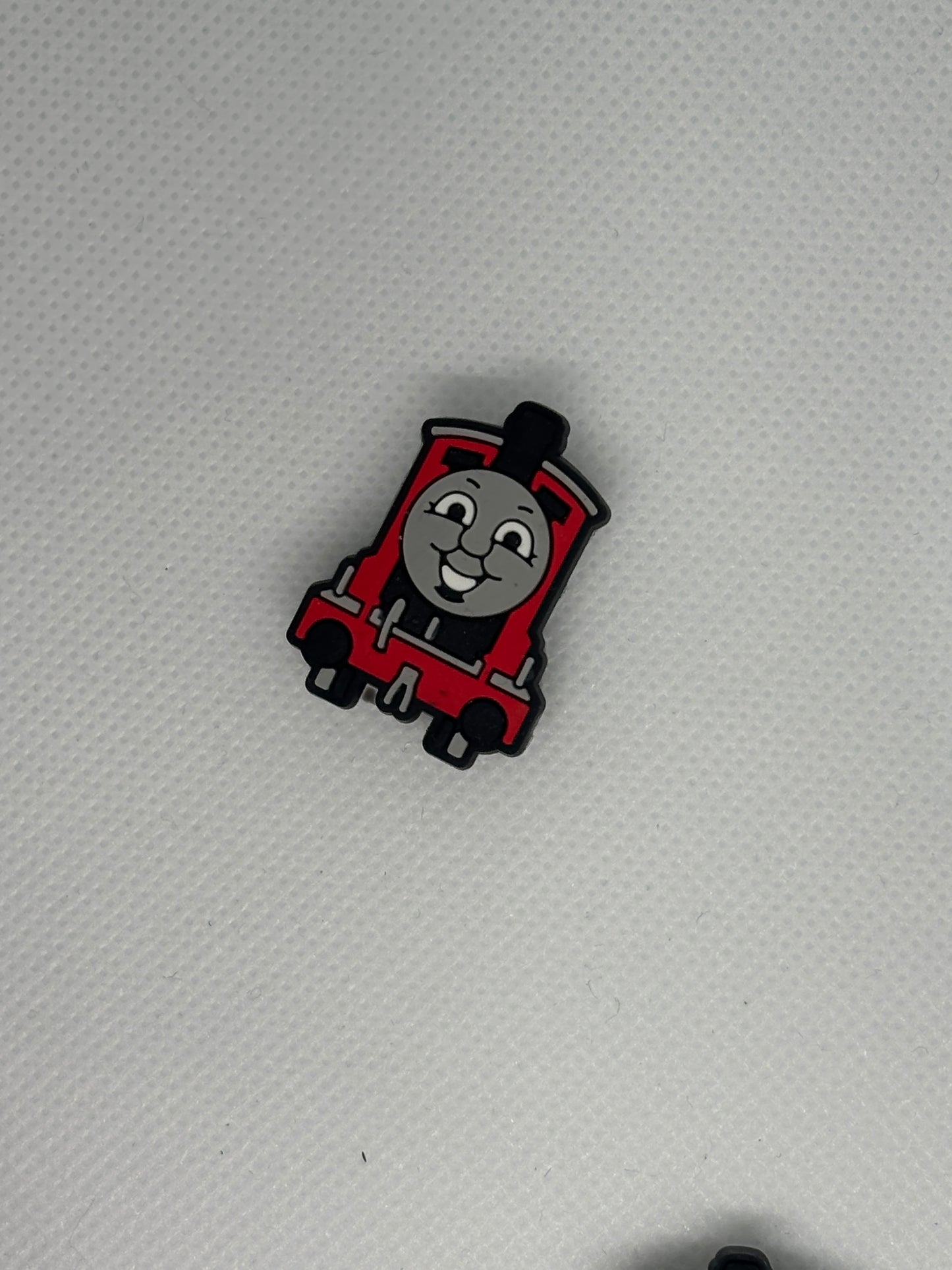 Inspirado en los adornos para zapatos de Thomas y sus amigos