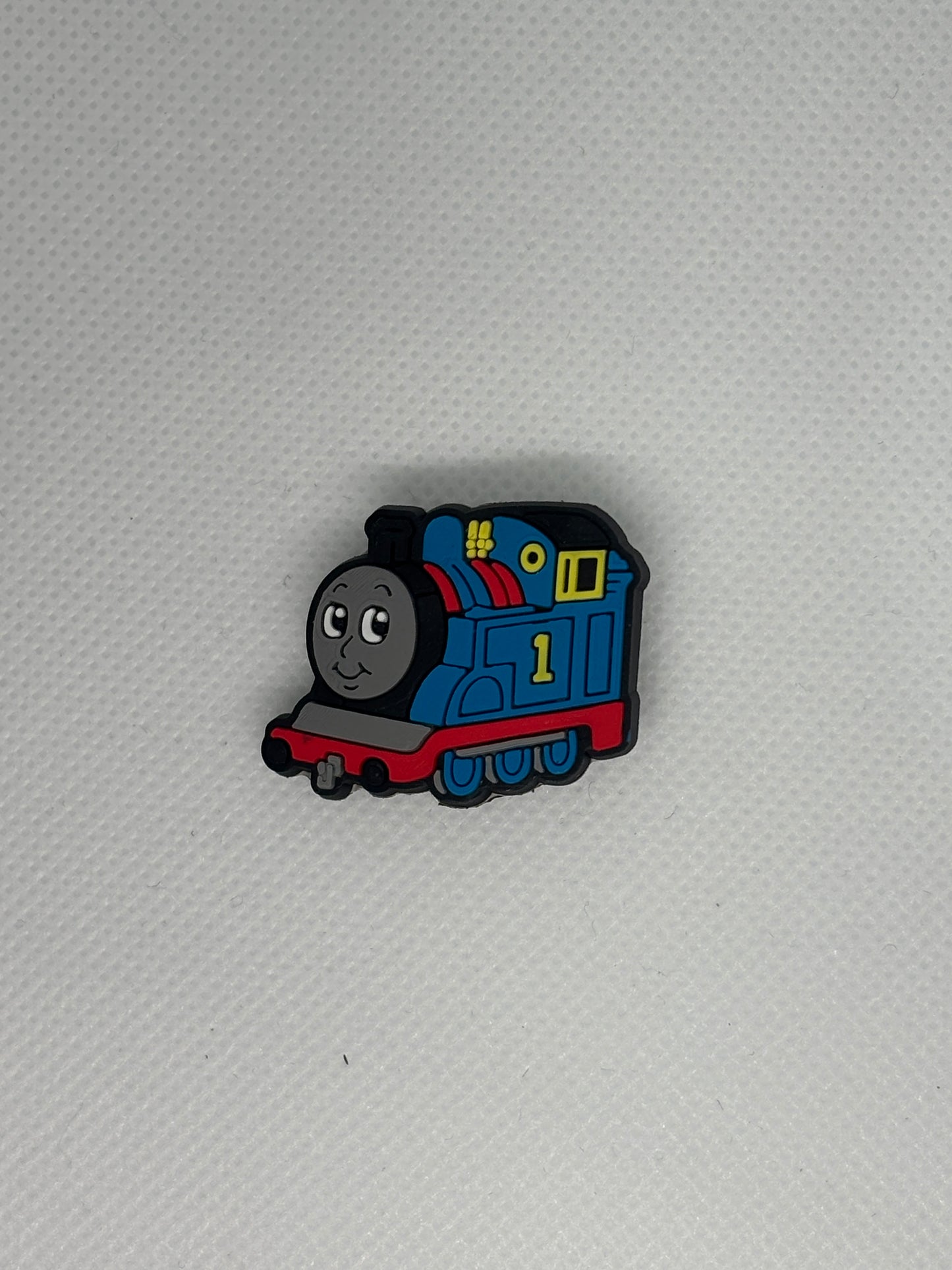 Inspirado en los adornos para zapatos de Thomas y sus amigos