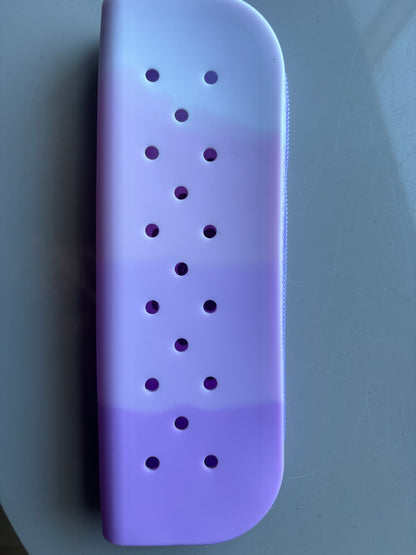 Estuche para lápices con dijes